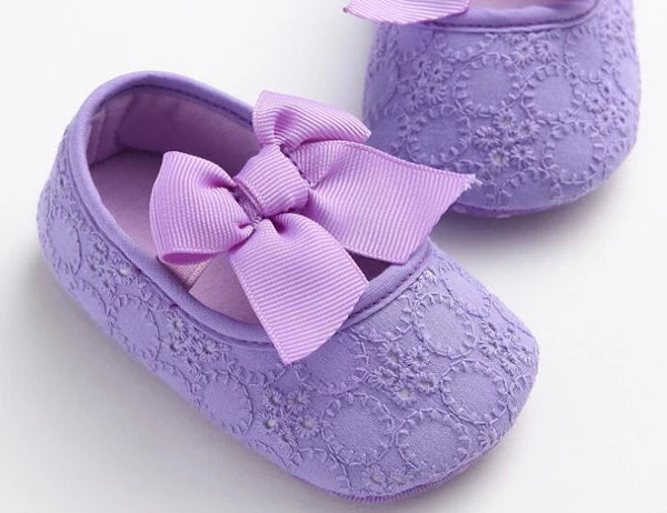 Bowtie White baby girls shoes