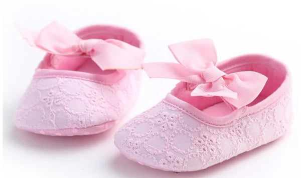 Bowtie White baby girls shoes